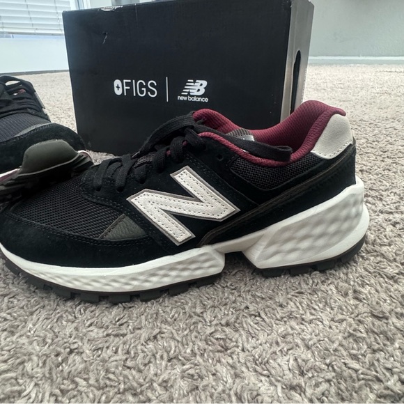 New Balance X Figs 574 Black Burgundy Athletic Shoes Men's Size 7.5 D WN 9 - Picture 3 of 10